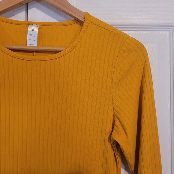 🍂 Mustard Long Sleeve Dress - Picture 2 of 7